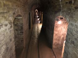 035 Retz Ein Tunnel