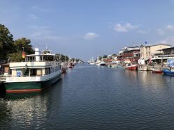 094 Warnemuende Alter Strom