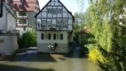 Haus Im Wasser